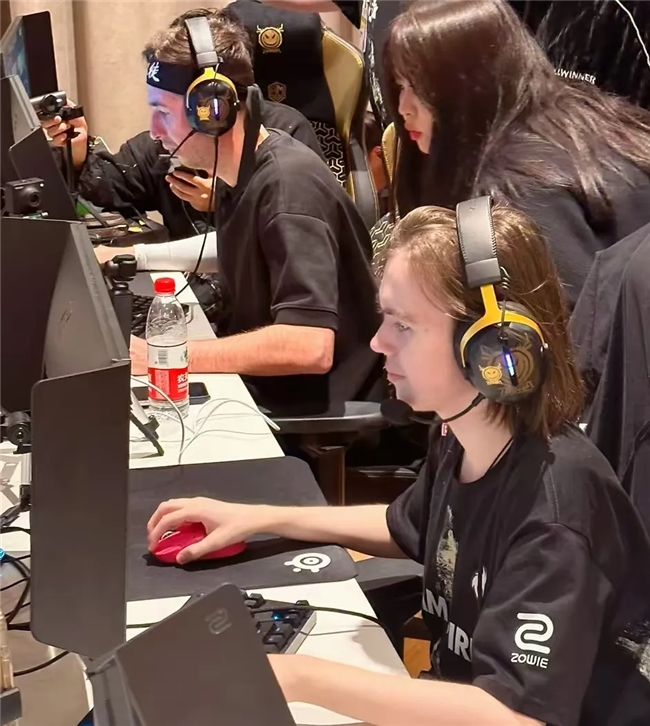 donk赛后：让我们努力修复自己的问题