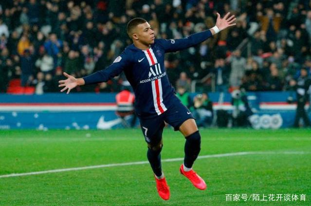 非洲杯半场：杜比贴地斩破门，津巴布韦暂1-0埃及（半场战报：杜比低射破门，津巴布韦暂以1-0领先埃及）